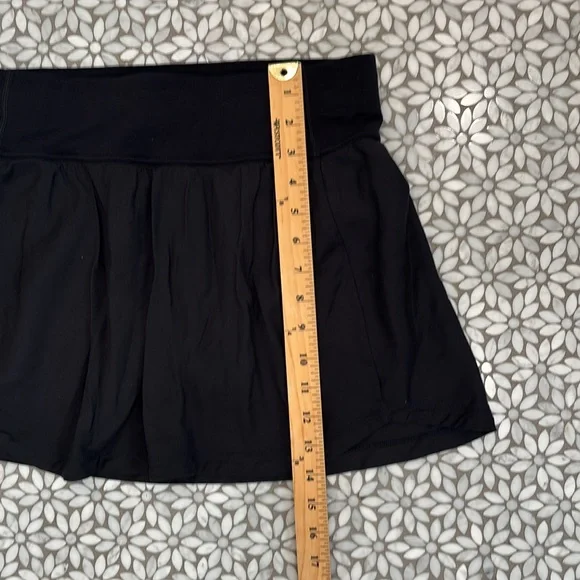 Women's Icebreaker Merino Blend 125 Cool Lite Skort in Black, Size M - Picture 9 of 9